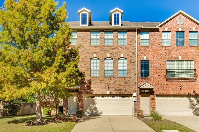 Building Photo - 449 Busher Dr