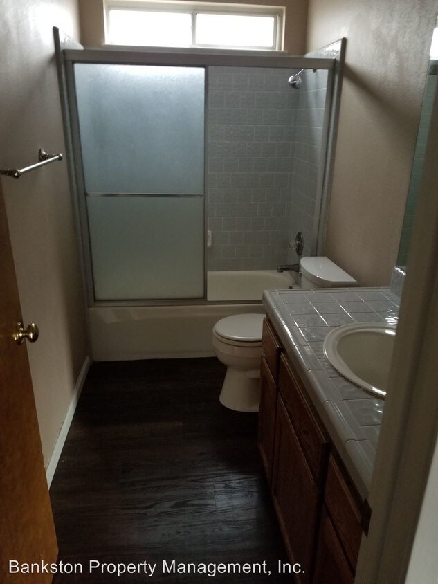 Building Photo - 3 br, 2 bath House - 1275 Santa Cruz Ave.