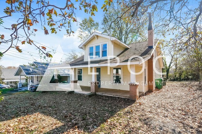 Building Photo - 1210 Ragan Ave