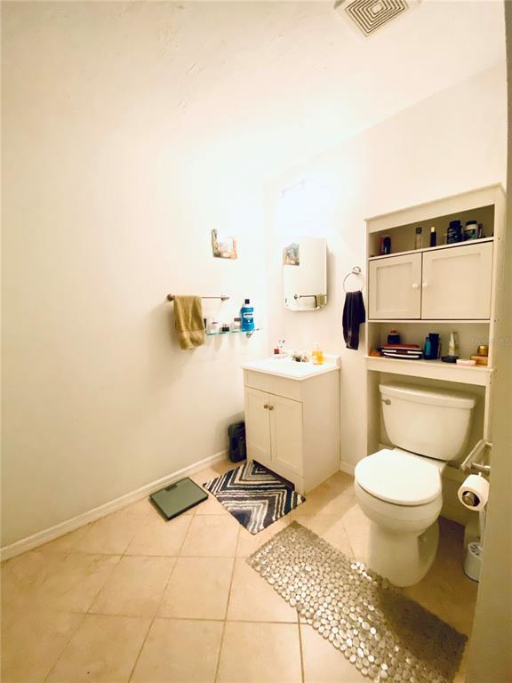 Foto del edificio - 2419 Wells Ave