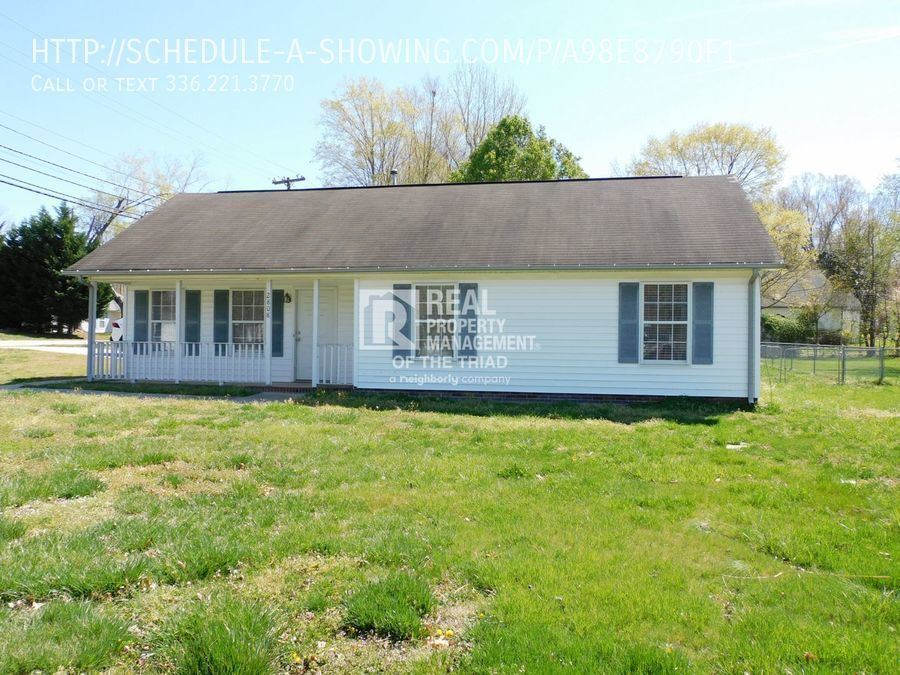 Primary Photo - Wonderful 3BR/2BA Home in North High Point