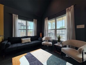 Building Photo - 1208 32nd St