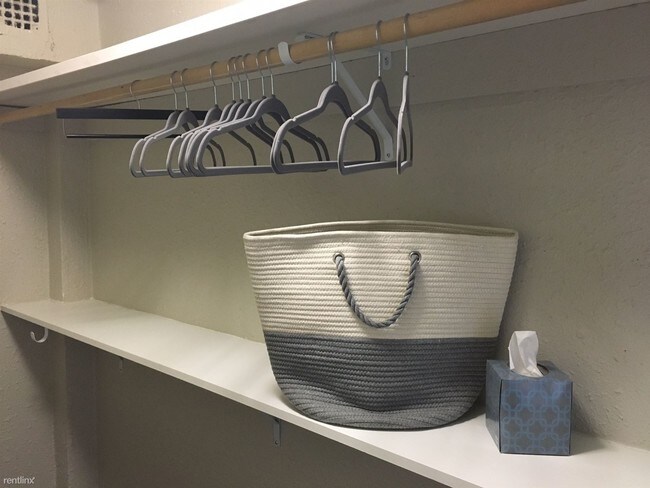 Foto del edificio - 1224 Yakima Ave