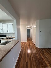 Building Photo - 20 Lexington Hills Rd