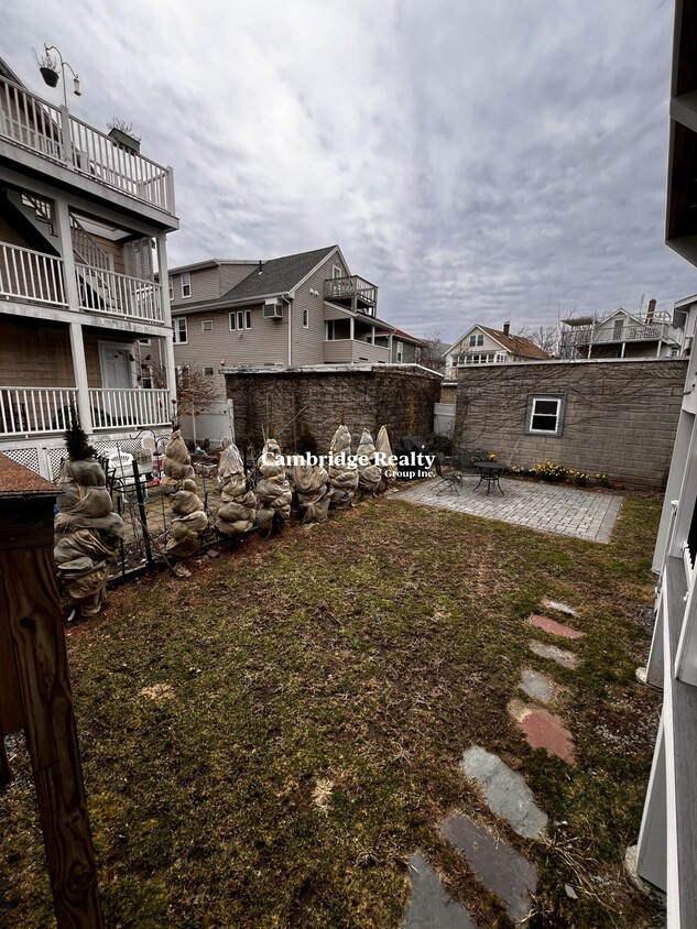 Foto principal - 296 Arlington St