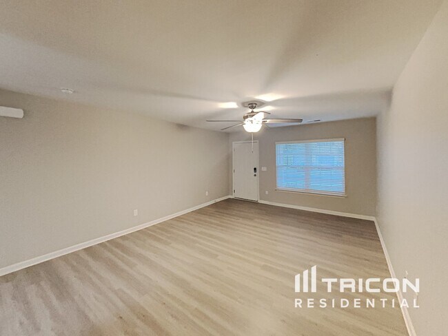 Foto del edificio - 4406 Oak Pointe Dr