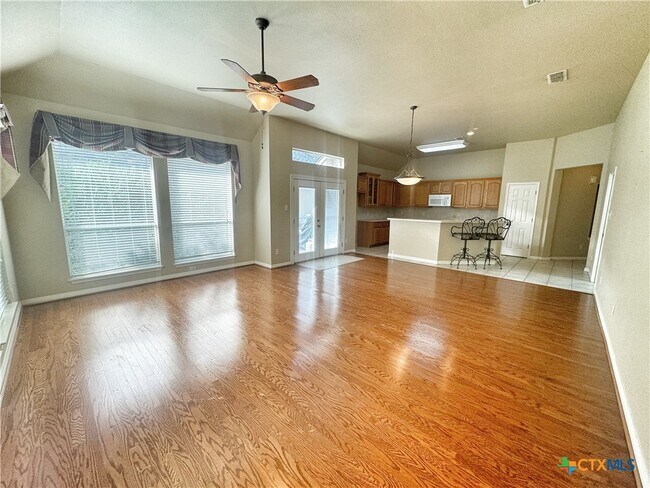 Building Photo - 2263 Kensington Way