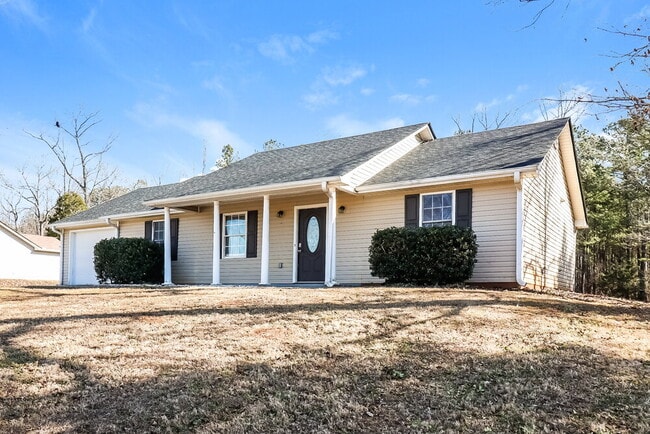 Building Photo - 110 Hunters Keep