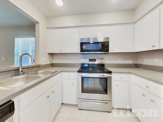 Building Photo - 1782 Grey Fox Dr