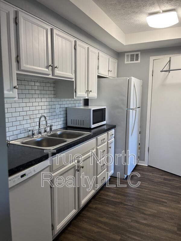 3267 Donalda Ct, Columbus, OH 43231 House Rental in Columbus, OH