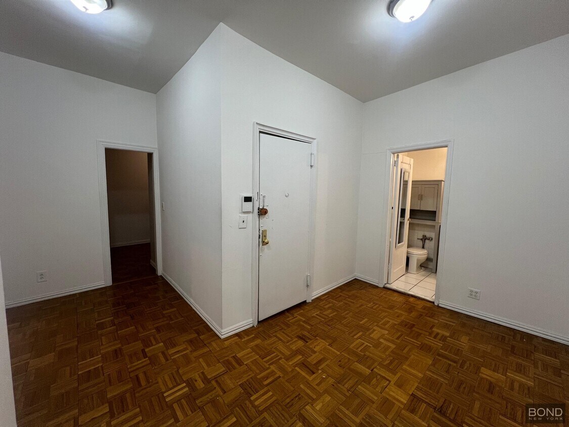 Foto principal - 922 Third Avenue