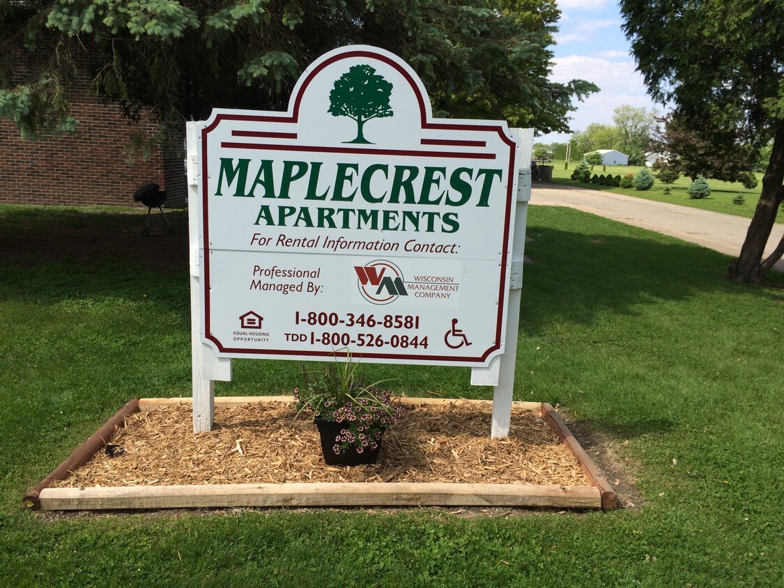 447 E Willard St, Wataga, IL 61488 Apartments in Wataga, IL