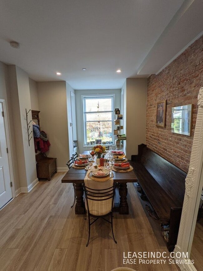 Foto del edificio - 1626 Monroe St NW