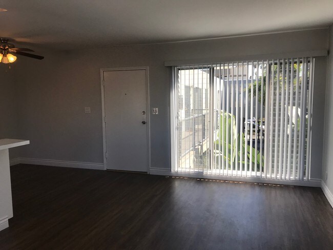 Building Photo - 435 S Gramercy Pl
