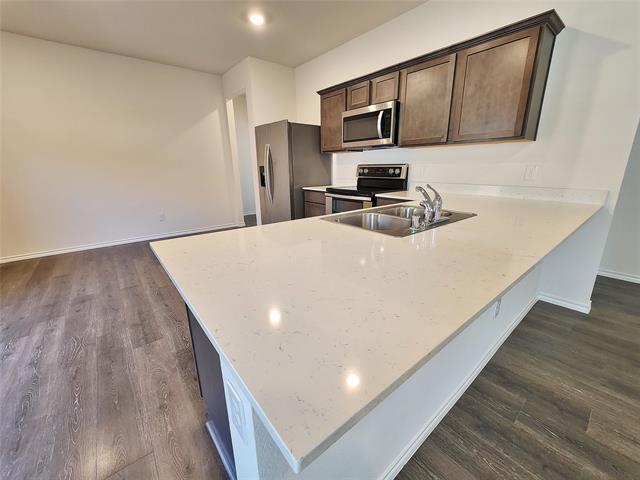 Building Photo - 3337 Price Trl