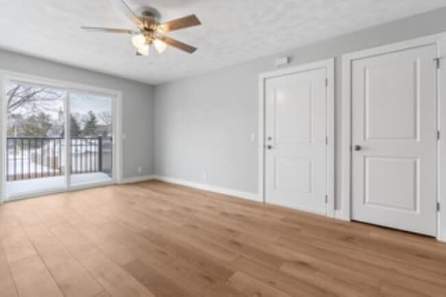 Building Photo - 1650 W 42nd St