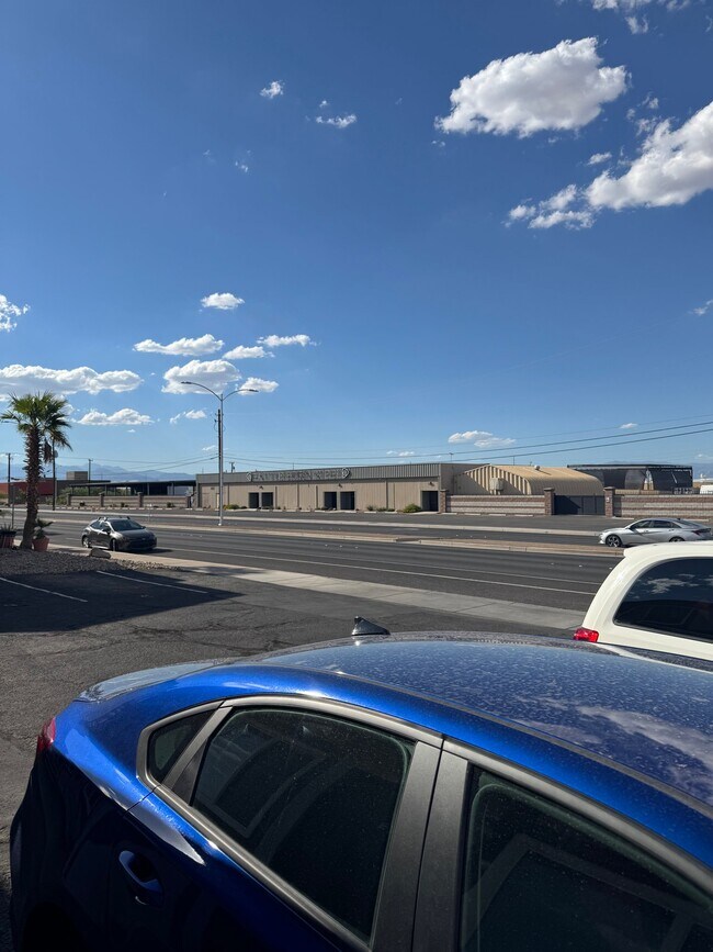 Foto del edificio - 432 E Sunset Rd