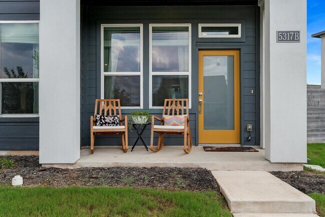 Foto del edificio - 5317 Baythorne Dr