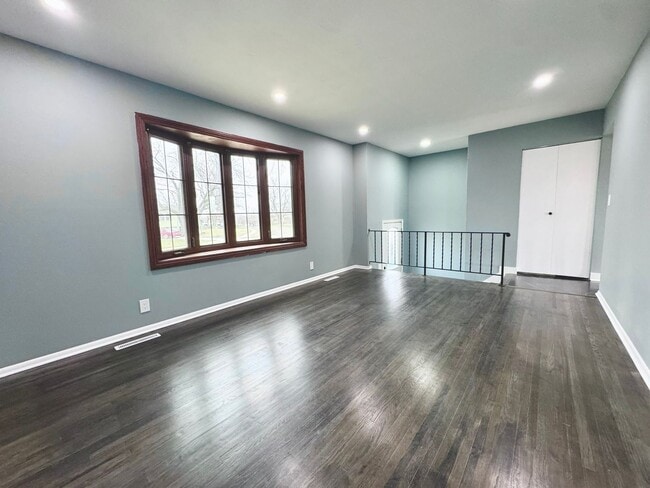 Photo - Remodeled 3 bed, 2 bath Millard home