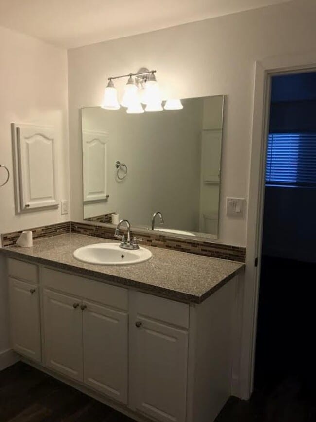 Photo - 1500 W Rio Salado Pkwy  #39 Townhome