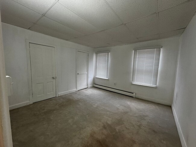 Foto del edificio - 3 Bedroom Row Home
