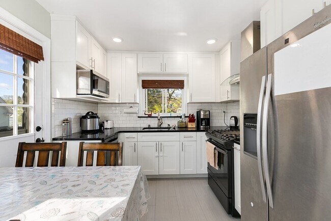 Foto del edificio - 56 Wiley St