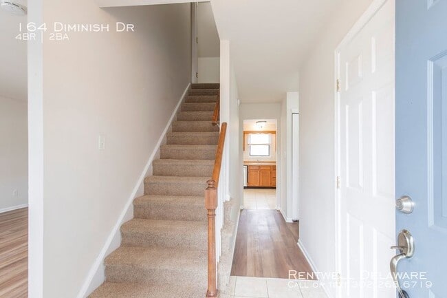 Building Photo - 164 Diminish Dr