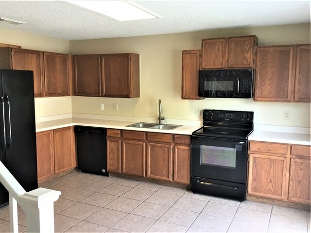 Foto del edificio - 4531 Sherwood Way