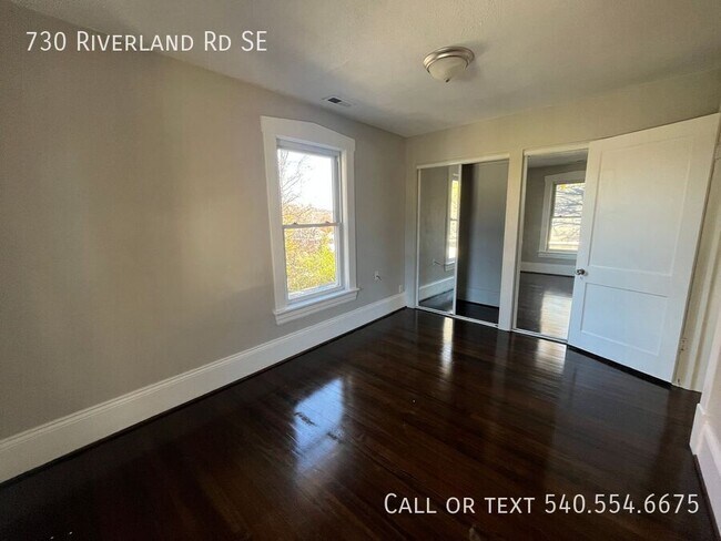 Building Photo - 730 Riverland Rd SE