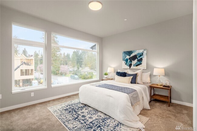 Foto del edificio - 18028 10th Ave NE