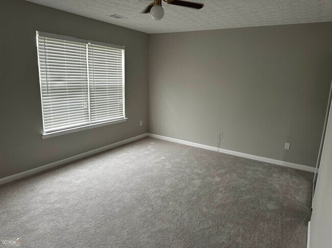 Foto del edificio - 1133 Hawthorn Ln