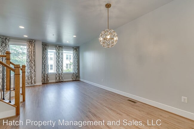 Building Photo - 3 br, 3.5 bath House - 3005 Eskridge Road