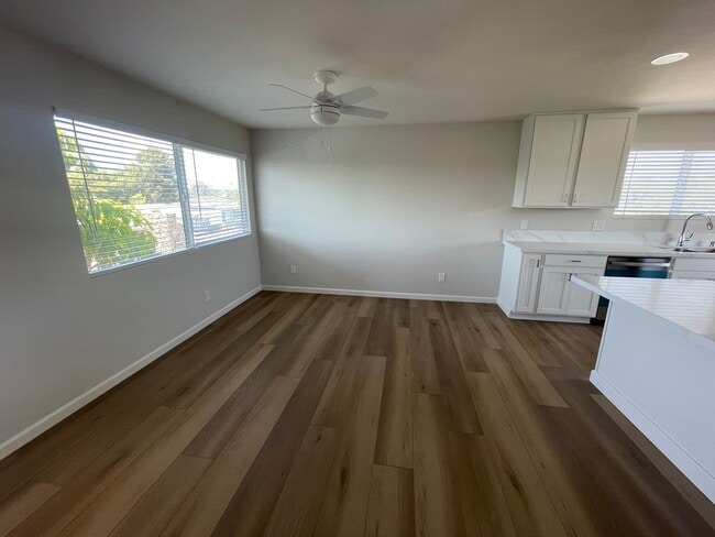 Building Photo - Manzanita