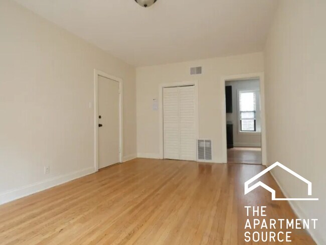 Foto del edificio - 4040 N Ashland Ave