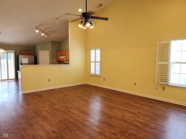 Building Photo - 10521 Sand Creek Blvd
