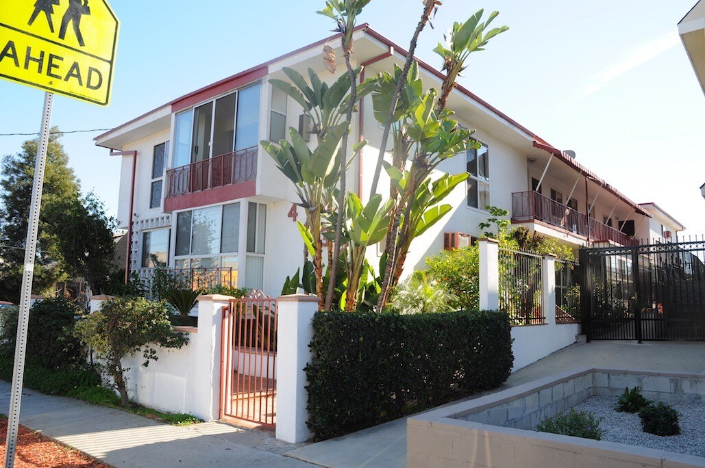 Foto principal - 4432 Franklin Ave