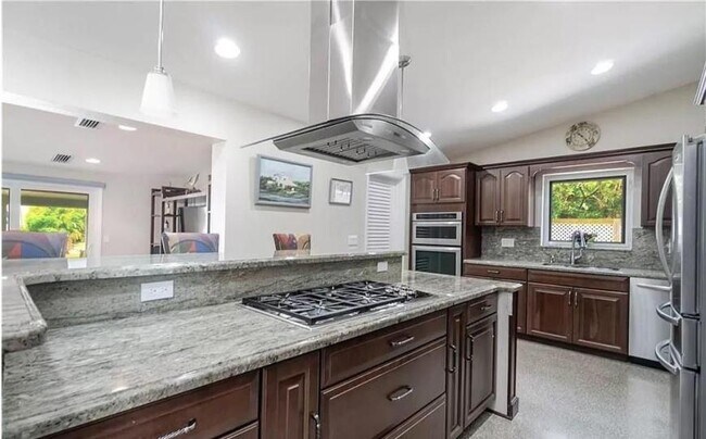 Building Photo - 3 bedroom in Ft Lauderdale FL 33312