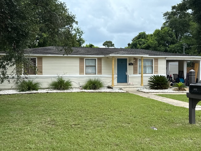 Building Photo - 6982 Burrell Ln