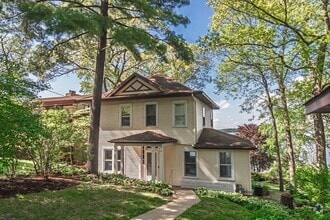 Building Photo - 5026 Lake Mendota Dr