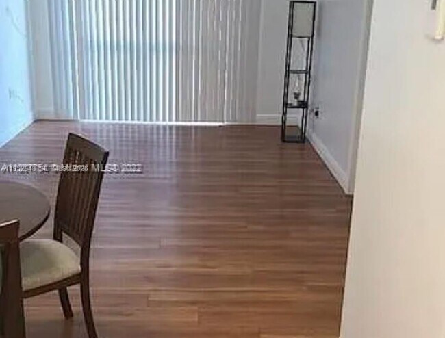 Foto del edificio - 2055 SW 122nd Ave