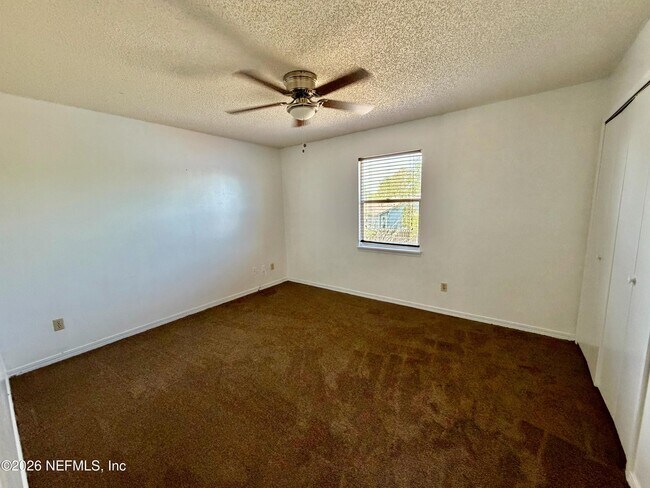 Foto del edificio - 11548 Willet Ct N