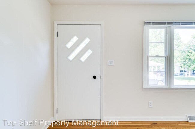 Foto del edificio - 3 br, 2 bath House - 1414 Fairlane Dr.