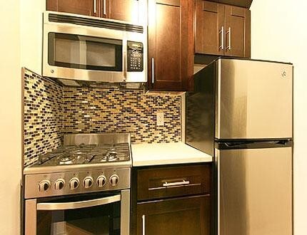 Foto principal - 8131 Baxter Ave