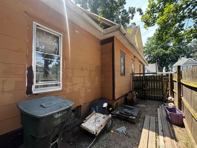 Foto del edificio - 809 Grant St