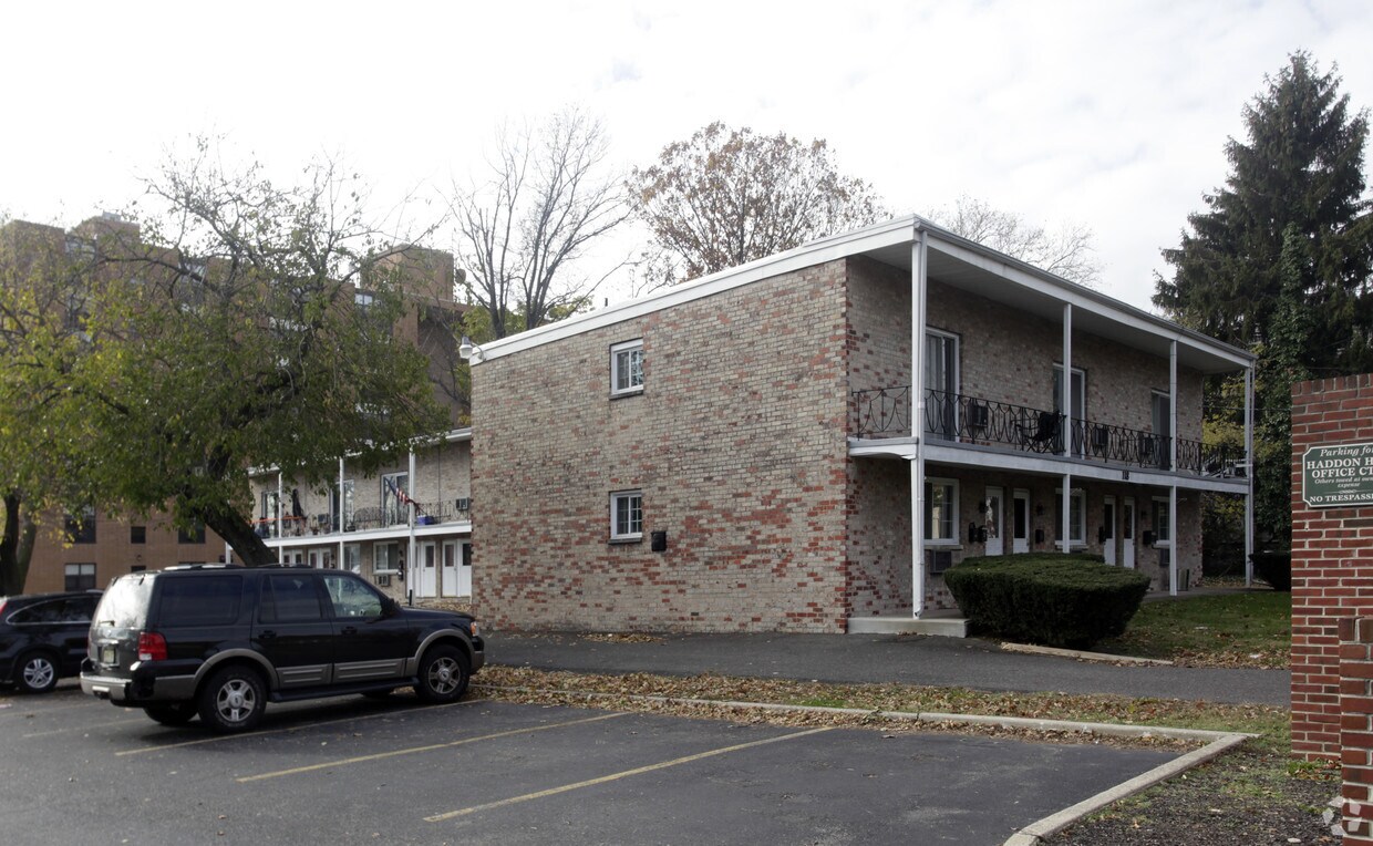 118 White Horse Pike, Haddon Heights, NJ 08035 Apartments in Haddon