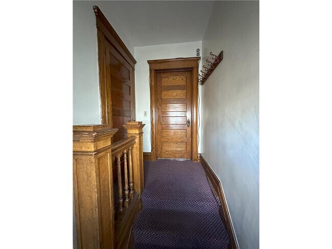 Foto del edificio - 513 N Lake Ave
