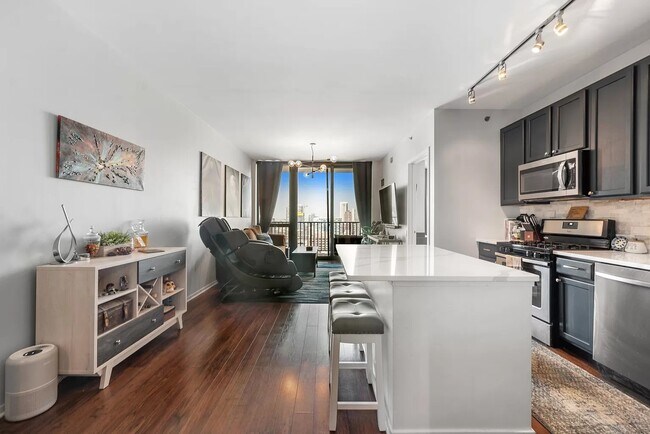 Foto del edificio - 210 S Desplaines St