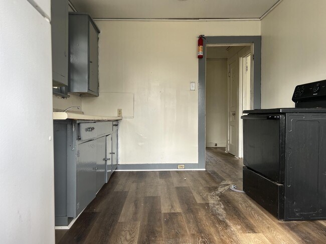 Foto del edificio - 1022 Madeline Ave