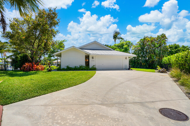Foto del edificio - 10762 SE Burgee Ct