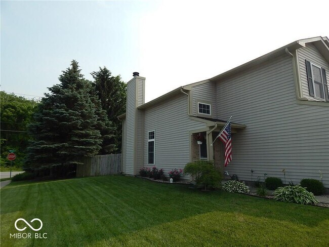 Foto del edificio - 6452 Cradle River Dr